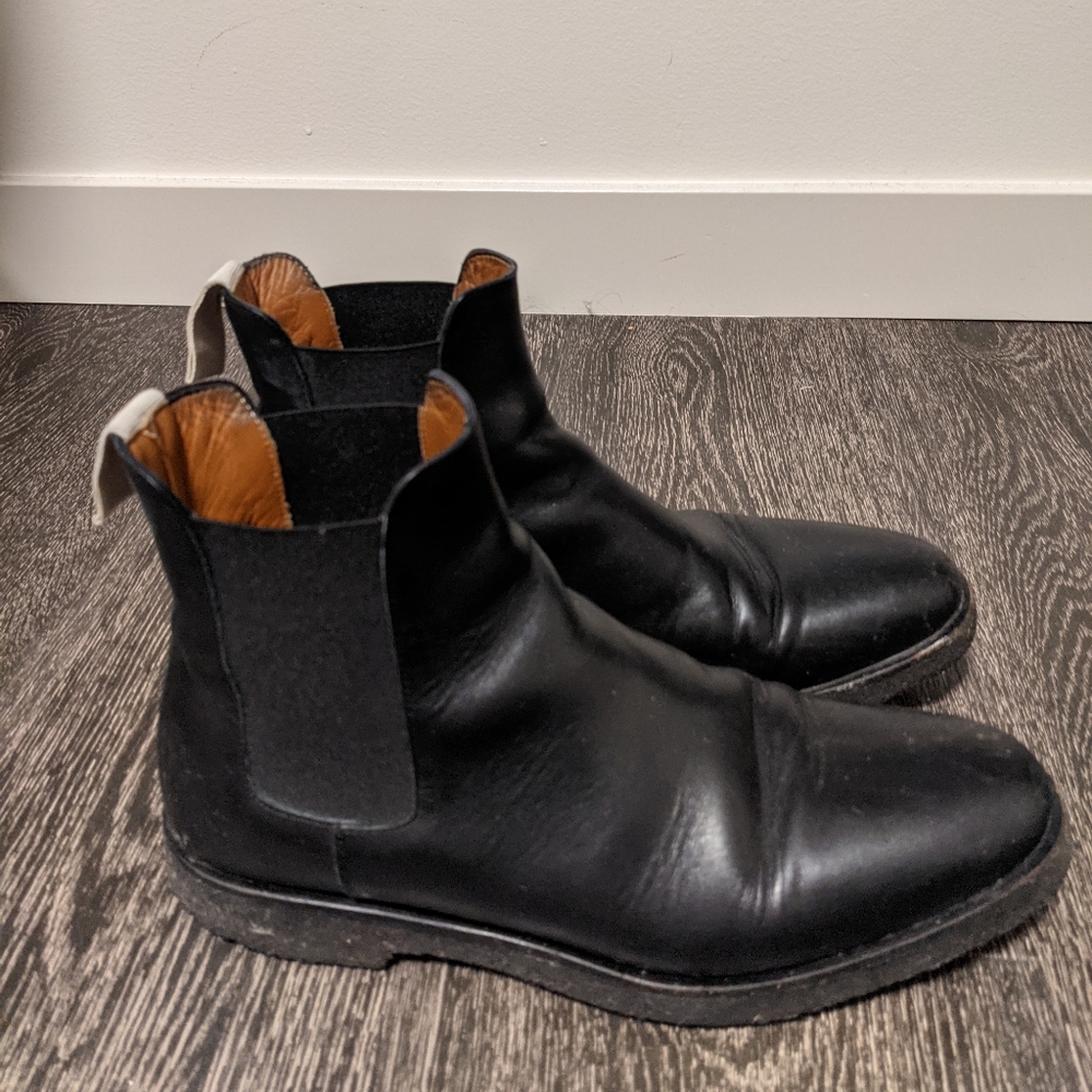 Woman by Common Projects Distressed Chelsea Boots - Picture 5 of 9